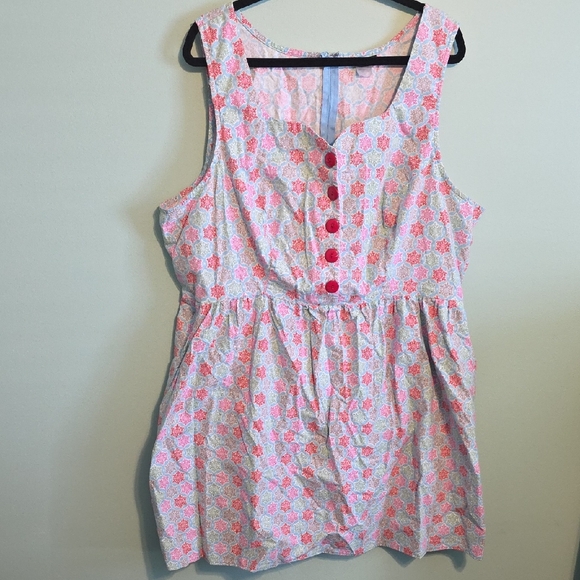 Retrolicious Snowflake Patterned Top in Blue and Pink - Picture 1 of 6